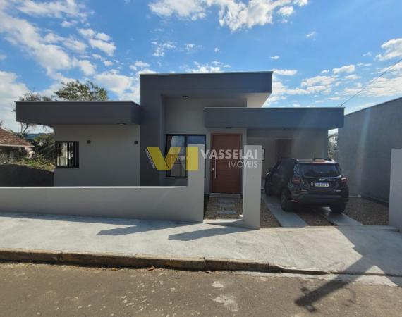Casa Recém Construída à Venda - Bairro Eugênio Schneider