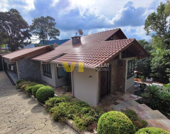 Casa a venda, próx. ao Hospital Samária em Rio do Sul