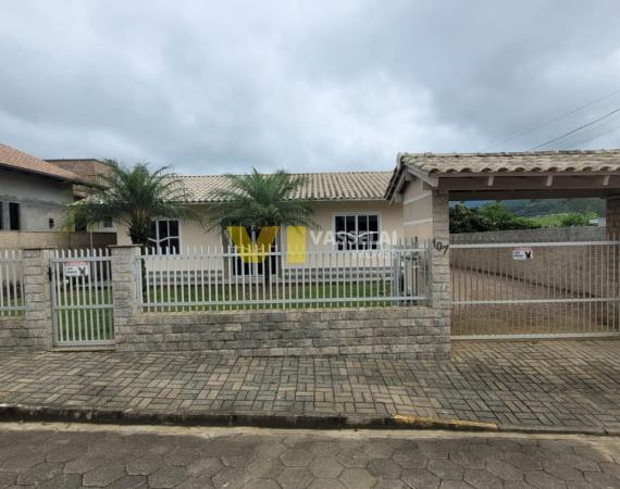 Casa de alvenaria com piscina para Venda no Bairro Santa Rita