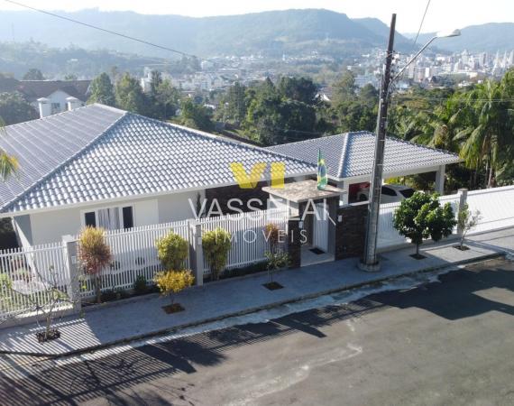 Casa para Venda no Bairro Sumaré, em Rio do Sul