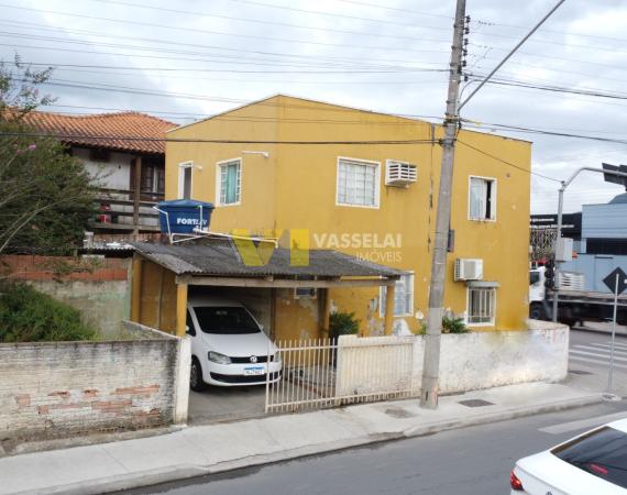 Casa de Alvenaria à Venda - Canoas
