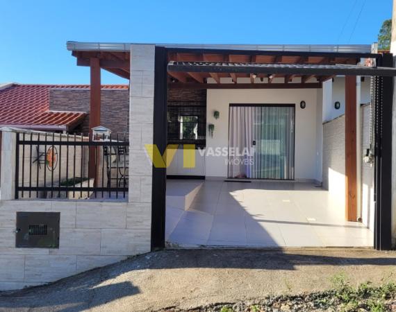Casa Geminada à Venda - Taboão